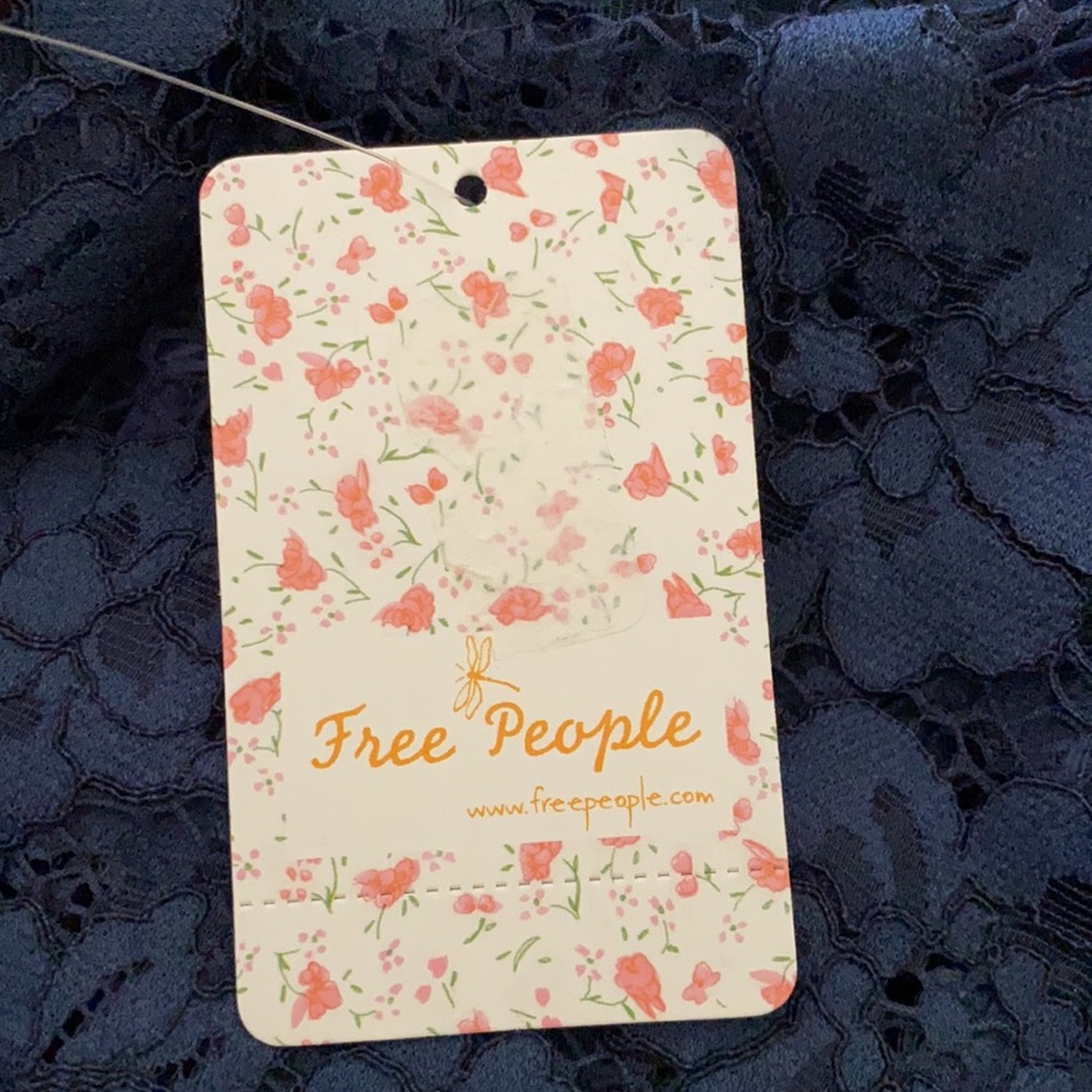 NWT FREE PEOPLE LASE TOP - Picture 6 of 10